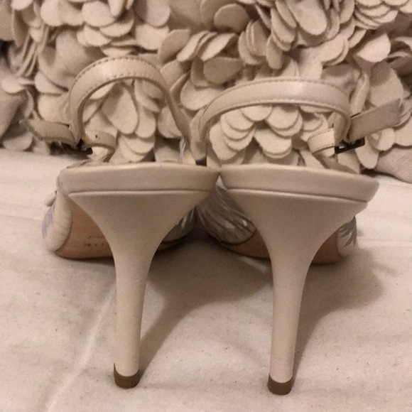 Christian Dior Sling Back Shoes - Picture 3 of 6